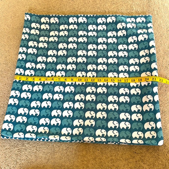 New Accent Pillow Covers Set Of 2 Blue Large Size Home Decor - Picture 5 of 8